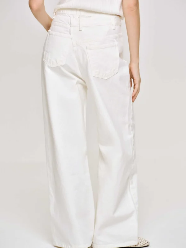 Source Unknown Denim-Crossover Jeans, White